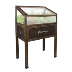 New Greenspot Miniväxthus med lock för balkong och terrass 80x45x120 cm - Växthus på träplattform, Upphöjd träbädd, Kallram med lock på höga ben, Mörk ros | CDON Växthus