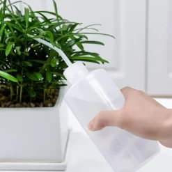 500ml Suckulenter Växt Vattenkanna Plast Näbbklämflaska med Skala