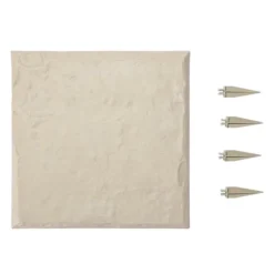 Stegstenar och gångplattor för trädgård - Set om 8 - Mått 39,5 x 39,5 cm - Med pålar - Väderbeständig plast - Slät yta - Beige