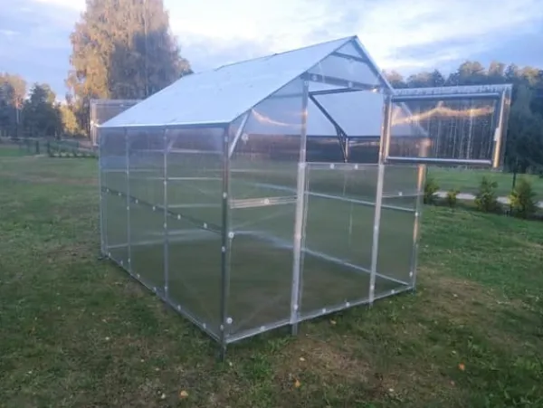 Baumera Växthus KLASIKA BERNARD 2,35x3 m med 6mm polykarbonat